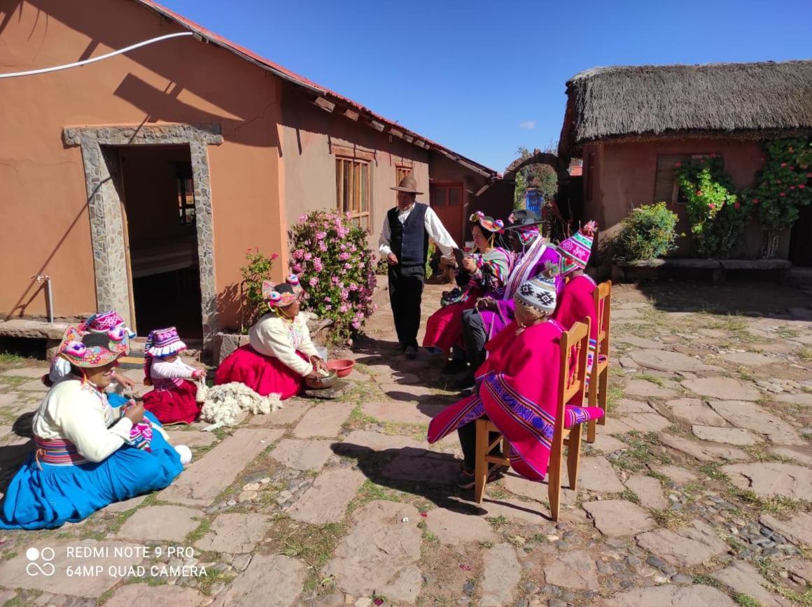 بونو Hospedaje Rural La Florida En Llachon, Titicaca المظهر الخارجي الصورة